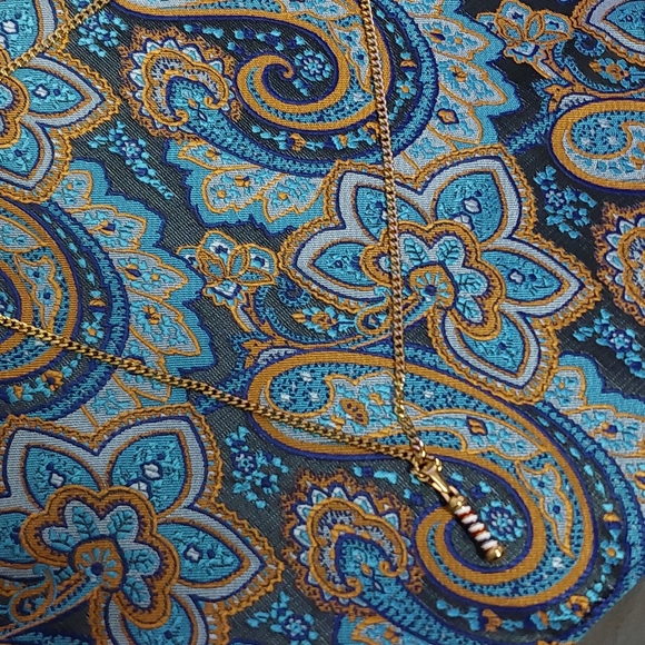 18K Gold Plated Barber Salon Pendant With 18K Miami Cuban Link Chain - Picture 5 of 5